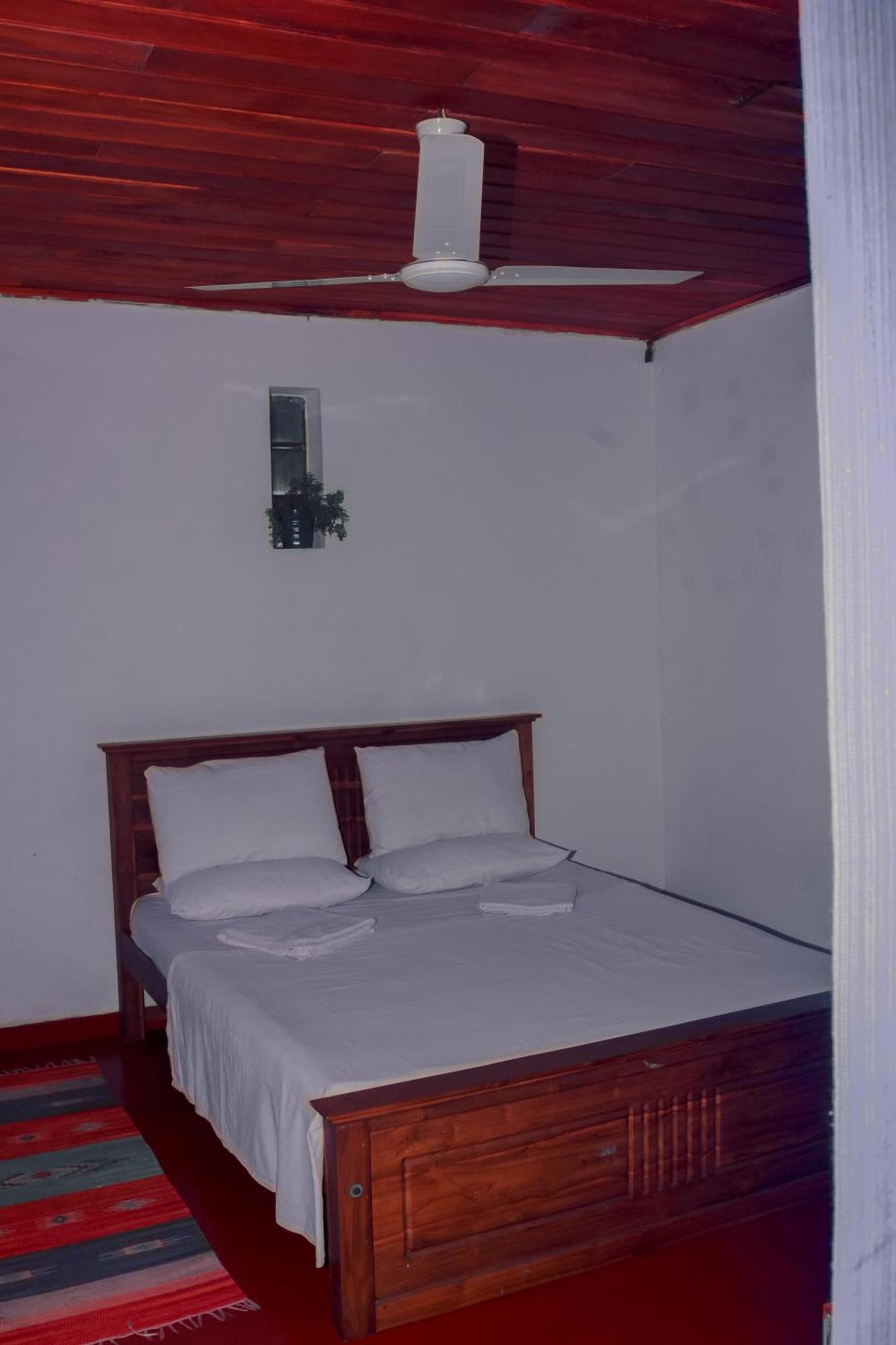 Hotel Golden Bell Tangalle Esterno foto