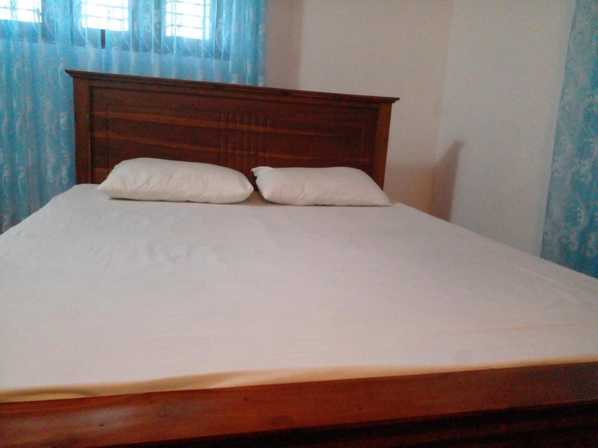 Hotel Golden Bell Tangalle Esterno foto